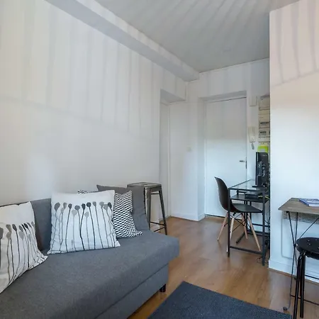 Cocon Des Artistes Apartment